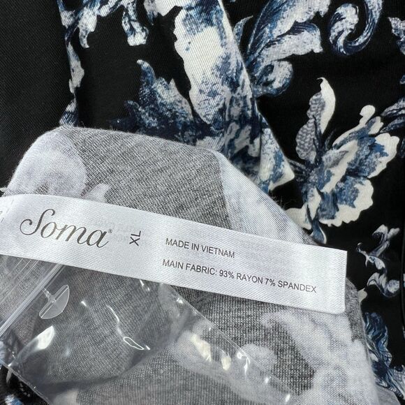 NWT Soma Cool Nights Notch Collar Boudoir Floral Black Top Sz XL Long Sleeve - Picture 8 of 14